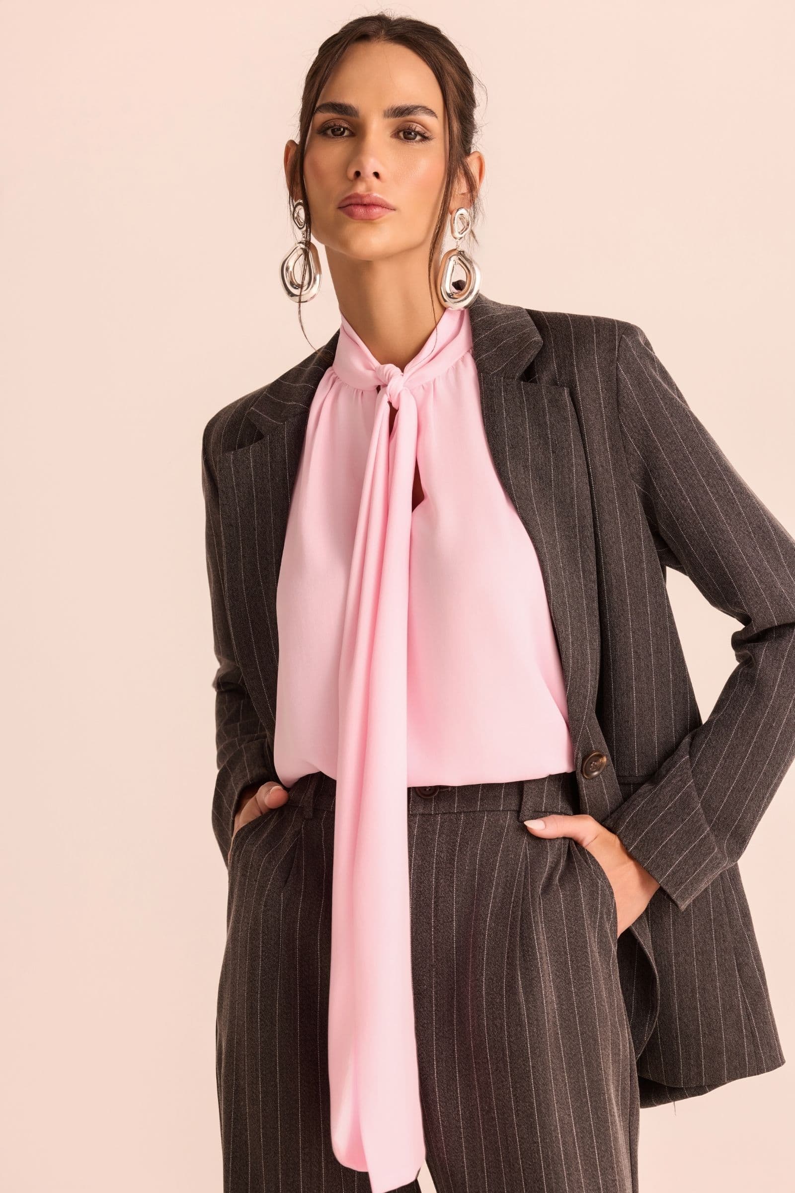 Blazer em alfaiataria risca de giz